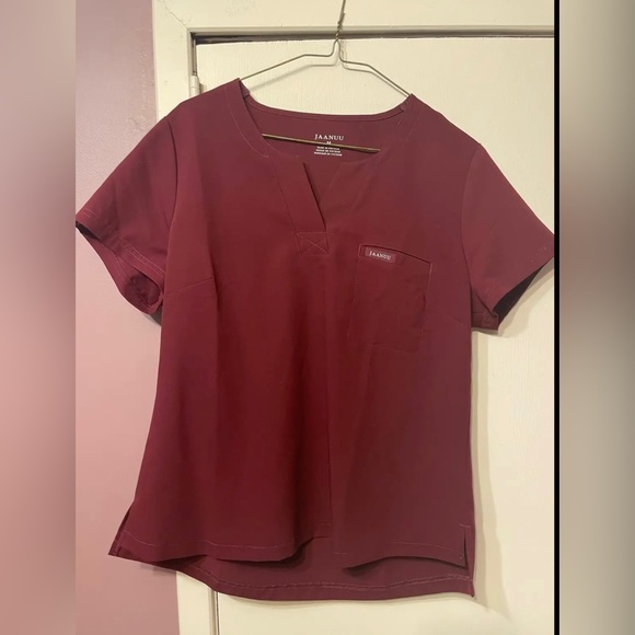 JAANUU Scrub Top - Picture 2 of 3